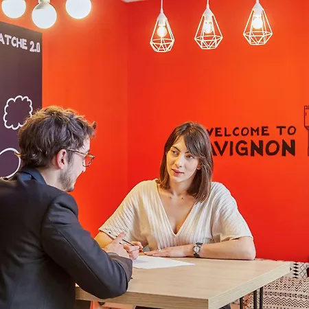 Aparthotel Adagio Access Avignon-3