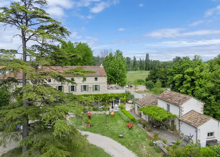 Bastide De Bellegarde Bed & Breakfast Avignon